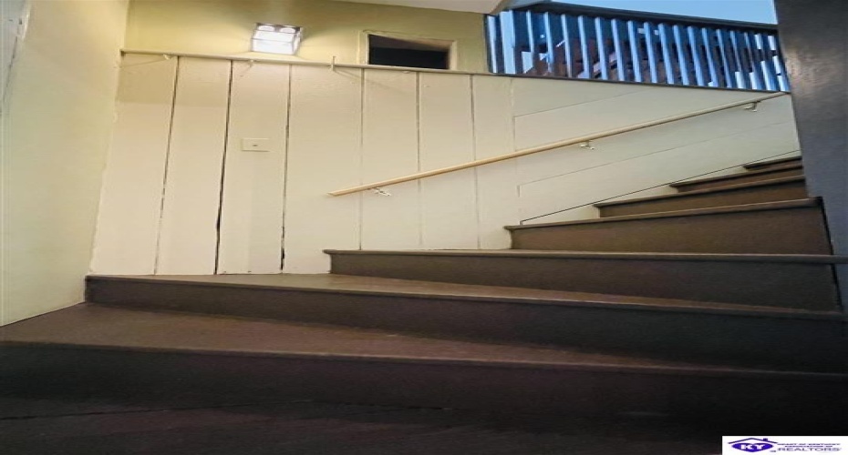 Graham Court, Greensburg, Kentucky 42743, ,2 BathroomsBathrooms,For Sale,Graham Court,HK24002487