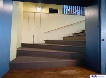 Graham Court, Greensburg, Kentucky 42743, ,2 BathroomsBathrooms,For Sale,Graham Court,HK24002487