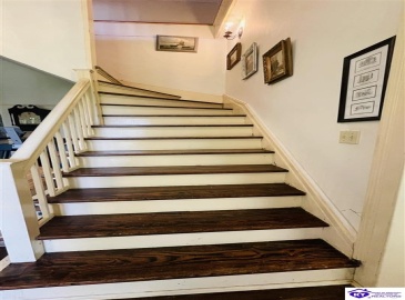 Graham Court, Greensburg, Kentucky 42743, ,2 BathroomsBathrooms,For Sale,Graham Court,HK24002487