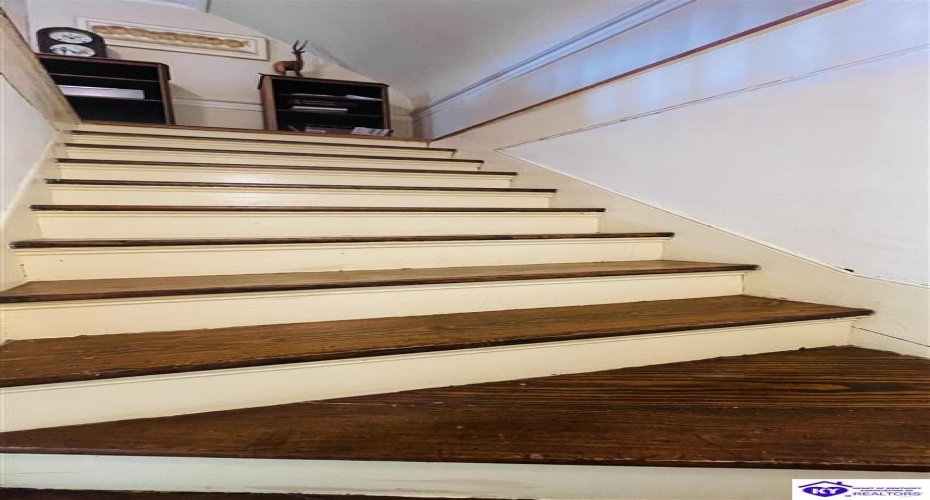 Graham Court, Greensburg, Kentucky 42743, ,2 BathroomsBathrooms,For Sale,Graham Court,HK24002487