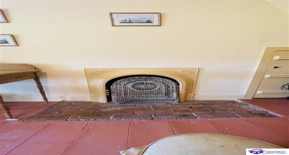 Graham Court, Greensburg, Kentucky 42743, ,2 BathroomsBathrooms,For Sale,Graham Court,HK24002487