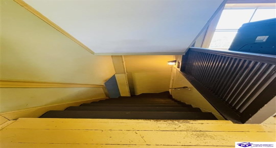 Graham Court, Greensburg, Kentucky 42743, ,2 BathroomsBathrooms,For Sale,Graham Court,HK24002487