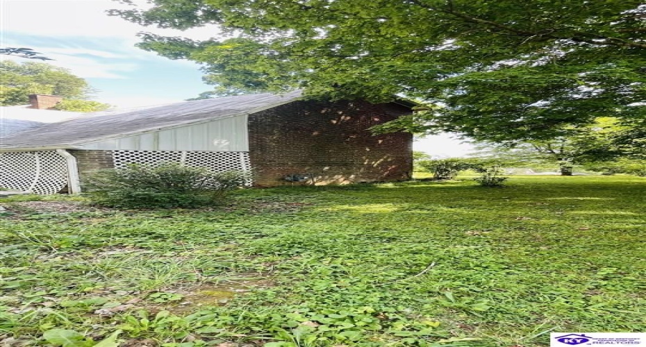 Graham Court, Greensburg, Kentucky 42743, ,2 BathroomsBathrooms,For Sale,Graham Court,HK24002487