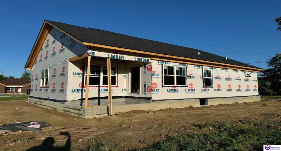 Kidd Ct, Lebanon Junction, Kentucky 40150, ,2 BathroomsBathrooms,For Sale,Kidd Ct,HK24002506