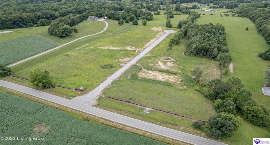 Kidd Ct, Lebanon Junction, Kentucky 40150, ,2 BathroomsBathrooms,For Sale,Kidd Ct,HK24002506