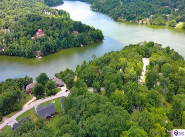 Hampton Road, Brandenburg, Kentucky 40108, ,2 BathroomsBathrooms,For Sale,Hampton Road,HK24002555