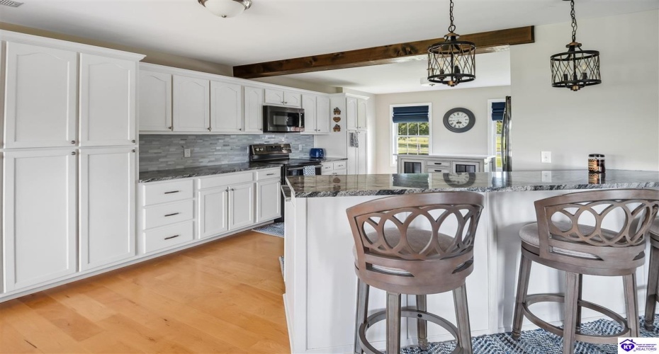 Lilac Road, Leitchfield, Kentucky 42754, ,4 BathroomsBathrooms,For Sale,Lilac Road,HK24002557