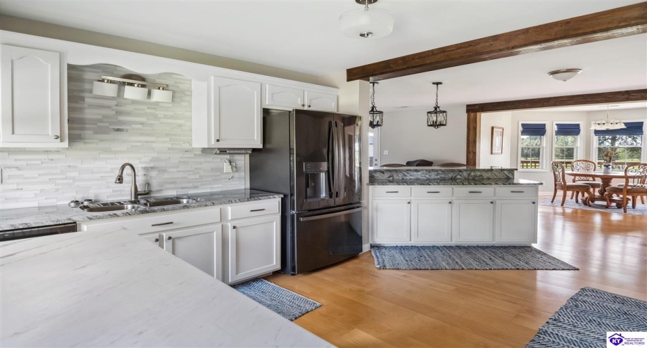 Lilac Road, Leitchfield, Kentucky 42754, ,4 BathroomsBathrooms,For Sale,Lilac Road,HK24002557