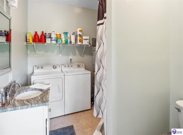 Lilac Road, Leitchfield, Kentucky 42754, ,4 BathroomsBathrooms,For Sale,Lilac Road,HK24002557