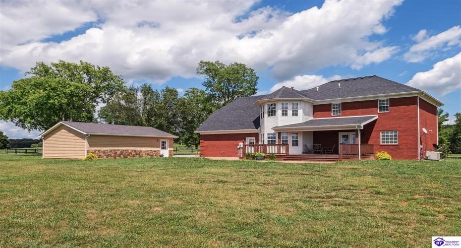 Lilac Road, Leitchfield, Kentucky 42754, ,4 BathroomsBathrooms,For Sale,Lilac Road,HK24002557