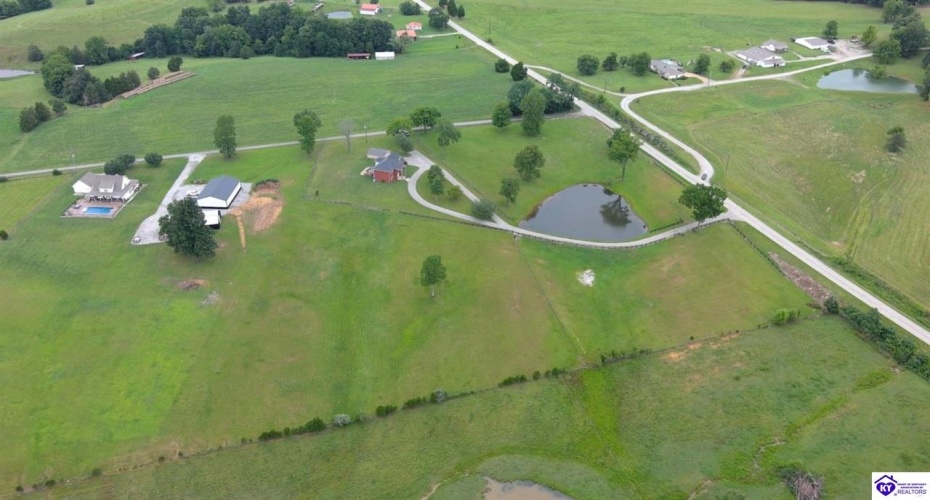 Lilac Road, Leitchfield, Kentucky 42754, ,4 BathroomsBathrooms,For Sale,Lilac Road,HK24002557