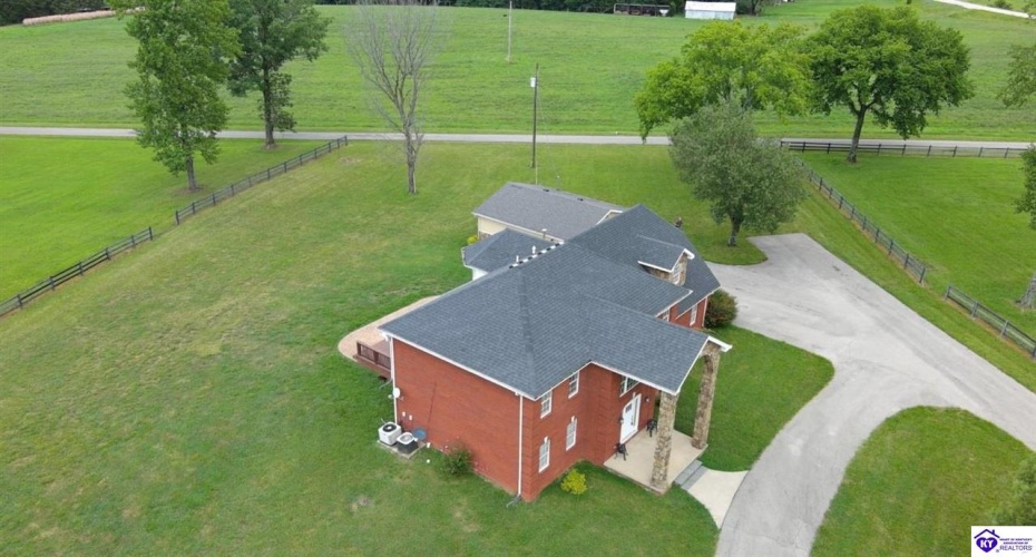 Lilac Road, Leitchfield, Kentucky 42754, ,4 BathroomsBathrooms,For Sale,Lilac Road,HK24002557