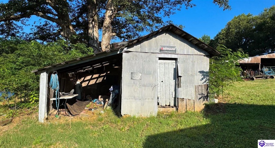 Jones School Road, Mount Sherman, Kentucky 42764, ,1 BathroomBathrooms,For Sale,Jones School Road,HK24002559