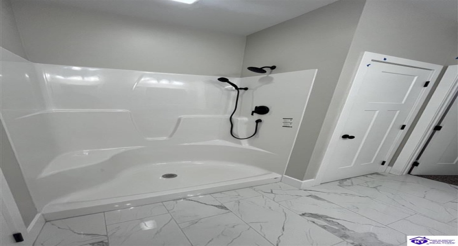 Alpine Drive, Vine Grove, Kentucky 40175, ,2 BathroomsBathrooms,For Sale,Alpine Drive,HK24002571 Alpine Drive, Vine Grove, Kentucky 40175, ,2 BathroomsBathrooms,For Sale,Alpine Drive,HK24002571