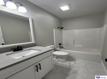 Alpine Drive, Vine Grove, Kentucky 40175, ,2 BathroomsBathrooms,For Sale,Alpine Drive,HK24002571