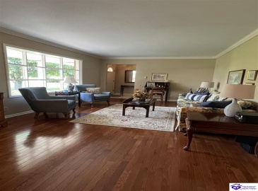 Roundtop Road, Elizabethtown, Kentucky 42701, ,2 BathroomsBathrooms,For Sale,Roundtop Road,HK24002601