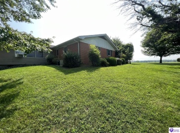 Roundtop Road, Elizabethtown, Kentucky 42701, ,2 BathroomsBathrooms,For Sale,Roundtop Road,HK24002601