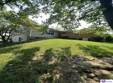 Roundtop Road, Elizabethtown, Kentucky 42701, ,2 BathroomsBathrooms,For Sale,Roundtop Road,HK24002601