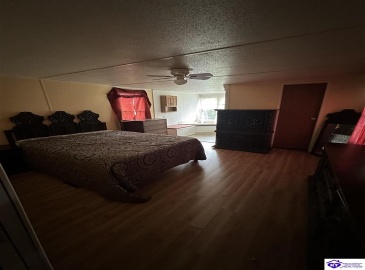 Thornhill Estate Lane, Irvington, Kentucky 40146, ,2 BathroomsBathrooms,For Sale,Thornhill Estate Lane,HK24002613