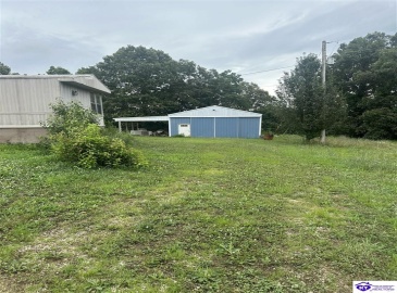 Thornhill Estate Lane, Irvington, Kentucky 40146, ,2 BathroomsBathrooms,For Sale,Thornhill Estate Lane,HK24002613