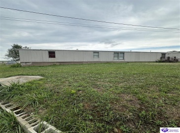 Thornhill Estate Lane, Irvington, Kentucky 40146, ,2 BathroomsBathrooms,For Sale,Thornhill Estate Lane,HK24002613