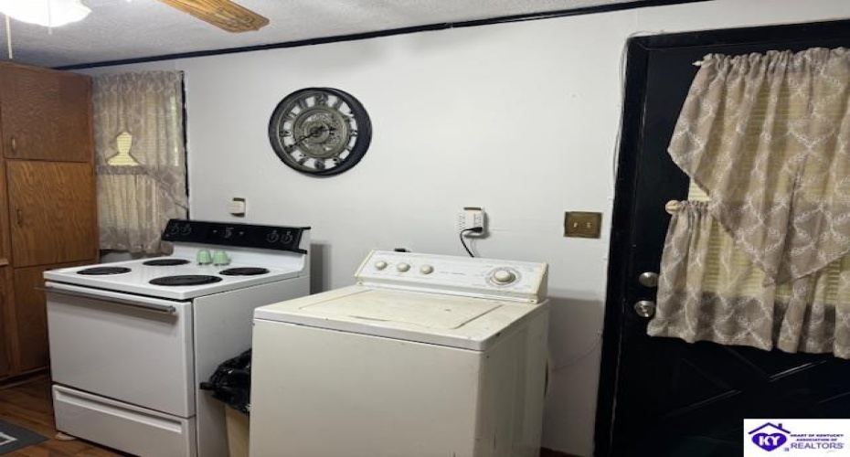 Lake of Woods Loop, Hardinsburg, Kentucky 40143, ,1 BathroomBathrooms,For Sale,Lake of Woods Loop,HK24002619