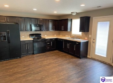 Blue Stream Court, Louisville, Kentucky 40258, ,3 BathroomsBathrooms,For Sale,Blue Stream Court,HK24002639 Blue Stream Court, Louisville, Kentucky 40258, ,3 BathroomsBathrooms,For Sale,Blue Stream Court,HK24002639