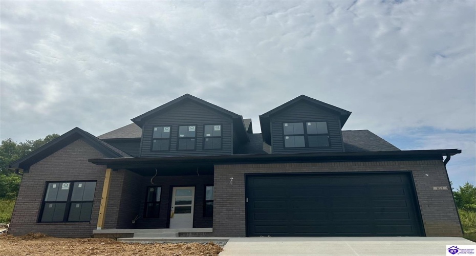 Abbeywood Road, Elizabethtown, Kentucky 42701, ,3 BathroomsBathrooms,For Sale,Abbeywood Road,HK24002647