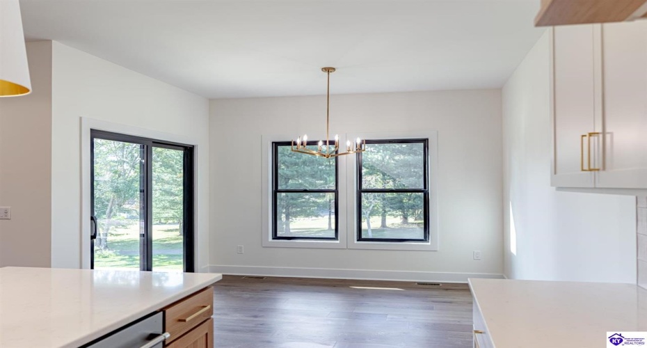 Reelfoot Drive, Elizabethtown, Kentucky 42701, ,4 BathroomsBathrooms,For Sale,Reelfoot Drive,HK24002653