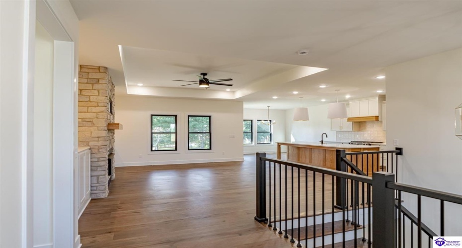 Reelfoot Drive, Elizabethtown, Kentucky 42701, ,4 BathroomsBathrooms,For Sale,Reelfoot Drive,HK24002653