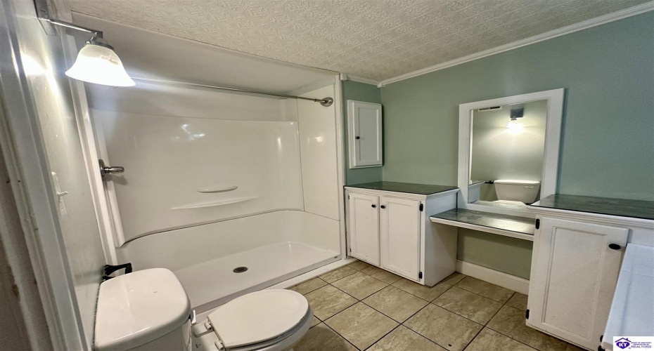 Old Lebanon Road, Campbellsville, Kentucky 42718, ,2 BathroomsBathrooms,For Sale,Old Lebanon Road,HK24002668