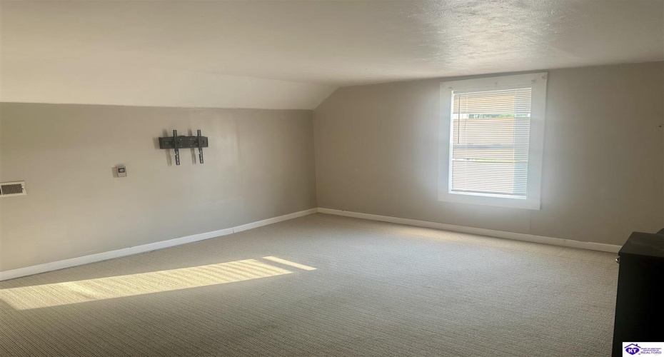 Old Lebanon Road, Campbellsville, Kentucky 42718, ,2 BathroomsBathrooms,For Sale,Old Lebanon Road,HK24002668