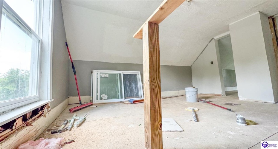 Durham Street, Greensburg, Kentucky 42743, ,1 BathroomBathrooms,For Sale,Durham Street,HK24002671