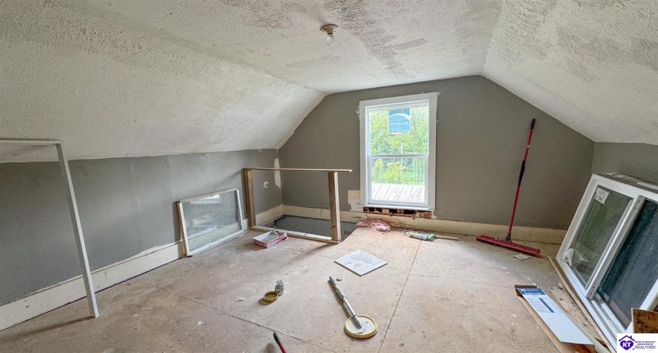 Durham Street, Greensburg, Kentucky 42743, ,1 BathroomBathrooms,For Sale,Durham Street,HK24002671