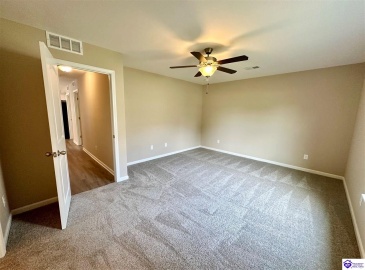 Vineland Place Drive, Vine Grove, Kentucky 40175, ,2 BathroomsBathrooms,For Sale,Vineland Place Drive,HK24002692 Vineland Place Drive, Vine Grove, Kentucky 40175, ,2 BathroomsBathrooms,For Sale,Vineland Place Drive,HK24002692