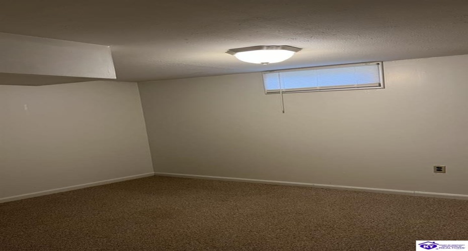 Darlene Circle, Radcliff, Kentucky 40160, ,3 BathroomsBathrooms,For Sale,Darlene Circle,HK24002700 Darlene Circle, Radcliff, Kentucky 40160, ,3 BathroomsBathrooms,For Sale,Darlene Circle,HK24002700