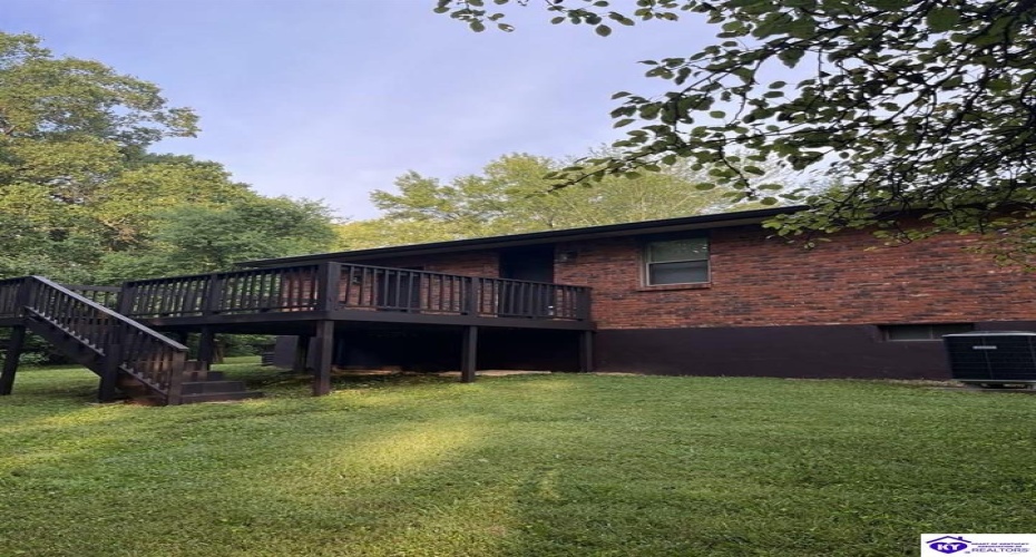 Darlene Circle, Radcliff, Kentucky 40160, ,3 BathroomsBathrooms,For Sale,Darlene Circle,HK24002700