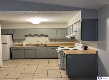 Darlene Circle, Radcliff, Kentucky 40160, ,3 BathroomsBathrooms,For Sale,Darlene Circle,HK24002700 Darlene Circle, Radcliff, Kentucky 40160, ,3 BathroomsBathrooms,For Sale,Darlene Circle,HK24002700