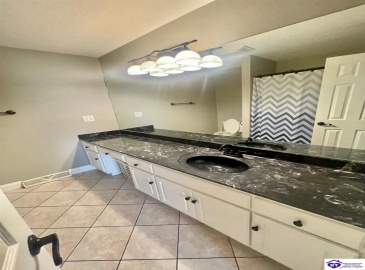 Hyde Park, Campbellsville, Kentucky 42718, ,4 BathroomsBathrooms,For Sale,Hyde Park,HK24002704 Hyde Park, Campbellsville, Kentucky 42718, ,4 BathroomsBathrooms,For Sale,Hyde Park,HK24002704