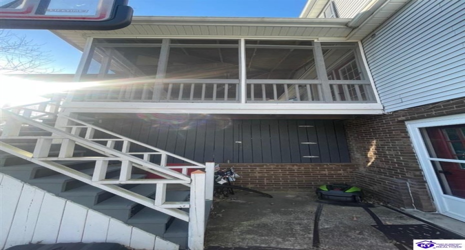 Hyde Park, Campbellsville, Kentucky 42718, ,4 BathroomsBathrooms,For Sale,Hyde Park,HK24002704 Hyde Park, Campbellsville, Kentucky 42718, ,4 BathroomsBathrooms,For Sale,Hyde Park,HK24002704