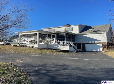 Hyde Park, Campbellsville, Kentucky 42718, ,4 BathroomsBathrooms,For Sale,Hyde Park,HK24002704 Hyde Park, Campbellsville, Kentucky 42718, ,4 BathroomsBathrooms,For Sale,Hyde Park,HK24002704