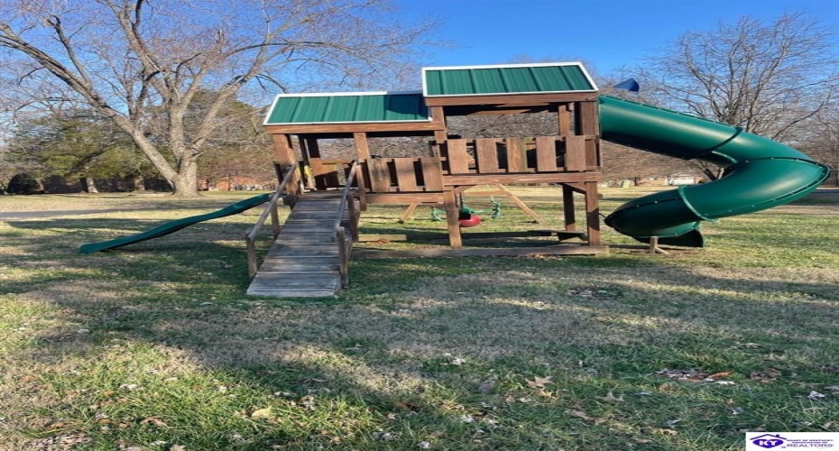 Hyde Park, Campbellsville, Kentucky 42718, ,4 BathroomsBathrooms,For Sale,Hyde Park,HK24002704 Hyde Park, Campbellsville, Kentucky 42718, ,4 BathroomsBathrooms,For Sale,Hyde Park,HK24002704