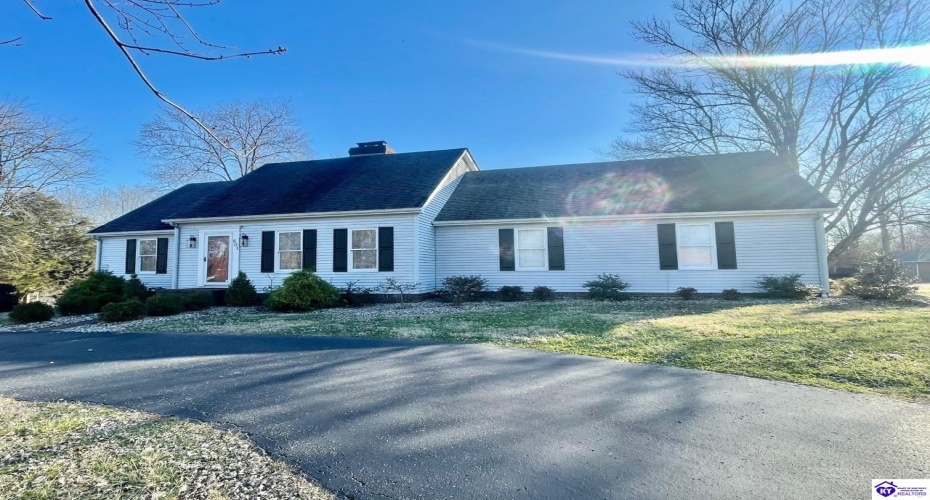 Hyde Park, Campbellsville, Kentucky 42718, ,4 BathroomsBathrooms,For Sale,Hyde Park,HK24002704 Hyde Park, Campbellsville, Kentucky 42718, ,4 BathroomsBathrooms,For Sale,Hyde Park,HK24002704