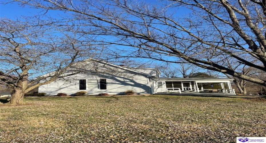 Hyde Park, Campbellsville, Kentucky 42718, ,4 BathroomsBathrooms,For Sale,Hyde Park,HK24002704