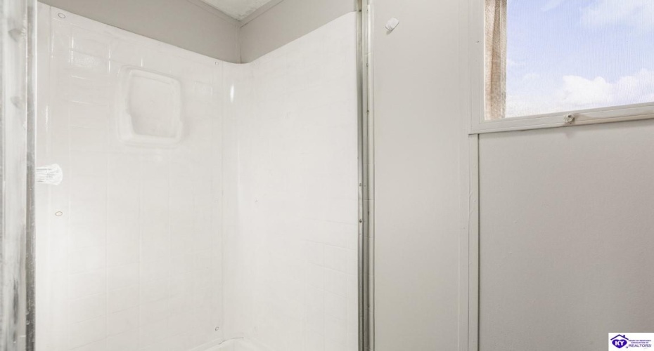 Richardson Road, Munfordville, Kentucky 42765, ,2 BathroomsBathrooms,For Sale,Richardson Road,HK24002708 Richardson Road, Munfordville, Kentucky 42765, ,2 BathroomsBathrooms,For Sale,Richardson Road,HK24002708