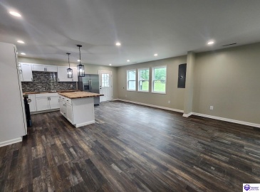 Liberty Road, Campbellsville, Kentucky 42718, ,2 BathroomsBathrooms,For Sale,Liberty Road,HK24002710 Liberty Road, Campbellsville, Kentucky 42718, ,2 BathroomsBathrooms,For Sale,Liberty Road,HK24002710