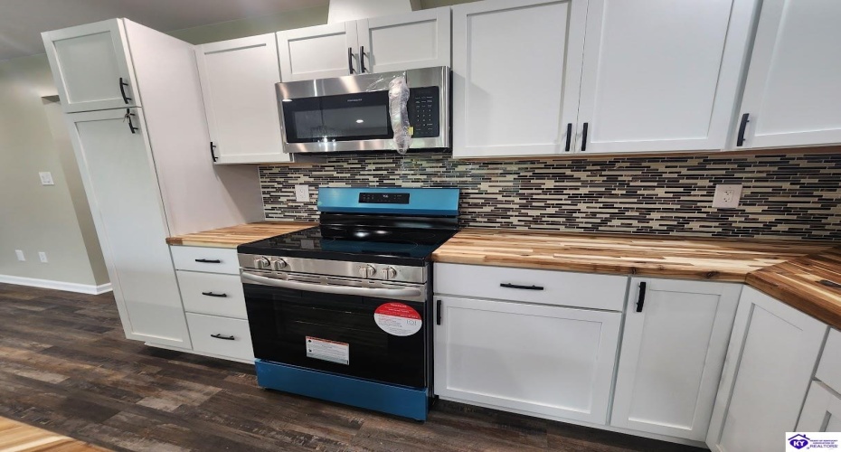 Liberty Road, Campbellsville, Kentucky 42718, ,2 BathroomsBathrooms,For Sale,Liberty Road,HK24002710 Liberty Road, Campbellsville, Kentucky 42718, ,2 BathroomsBathrooms,For Sale,Liberty Road,HK24002710