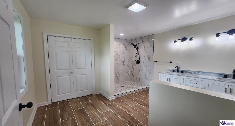 Liberty Road, Campbellsville, Kentucky 42718, ,2 BathroomsBathrooms,For Sale,Liberty Road,HK24002710 Liberty Road, Campbellsville, Kentucky 42718, ,2 BathroomsBathrooms,For Sale,Liberty Road,HK24002710