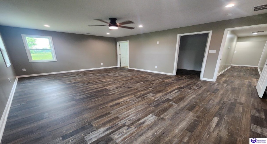 Liberty Road, Campbellsville, Kentucky 42718, ,2 BathroomsBathrooms,For Sale,Liberty Road,HK24002710 Liberty Road, Campbellsville, Kentucky 42718, ,2 BathroomsBathrooms,For Sale,Liberty Road,HK24002710