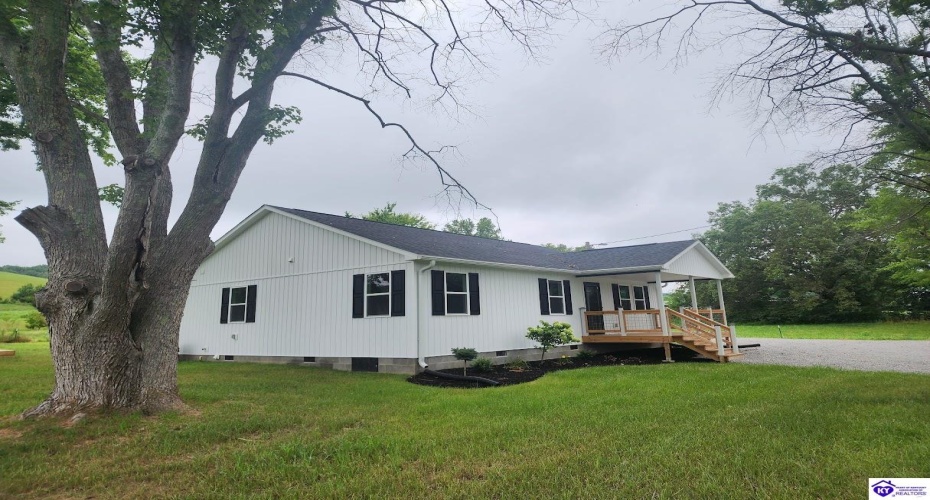 Liberty Road, Campbellsville, Kentucky 42718, ,2 BathroomsBathrooms,For Sale,Liberty Road,HK24002710 Liberty Road, Campbellsville, Kentucky 42718, ,2 BathroomsBathrooms,For Sale,Liberty Road,HK24002710